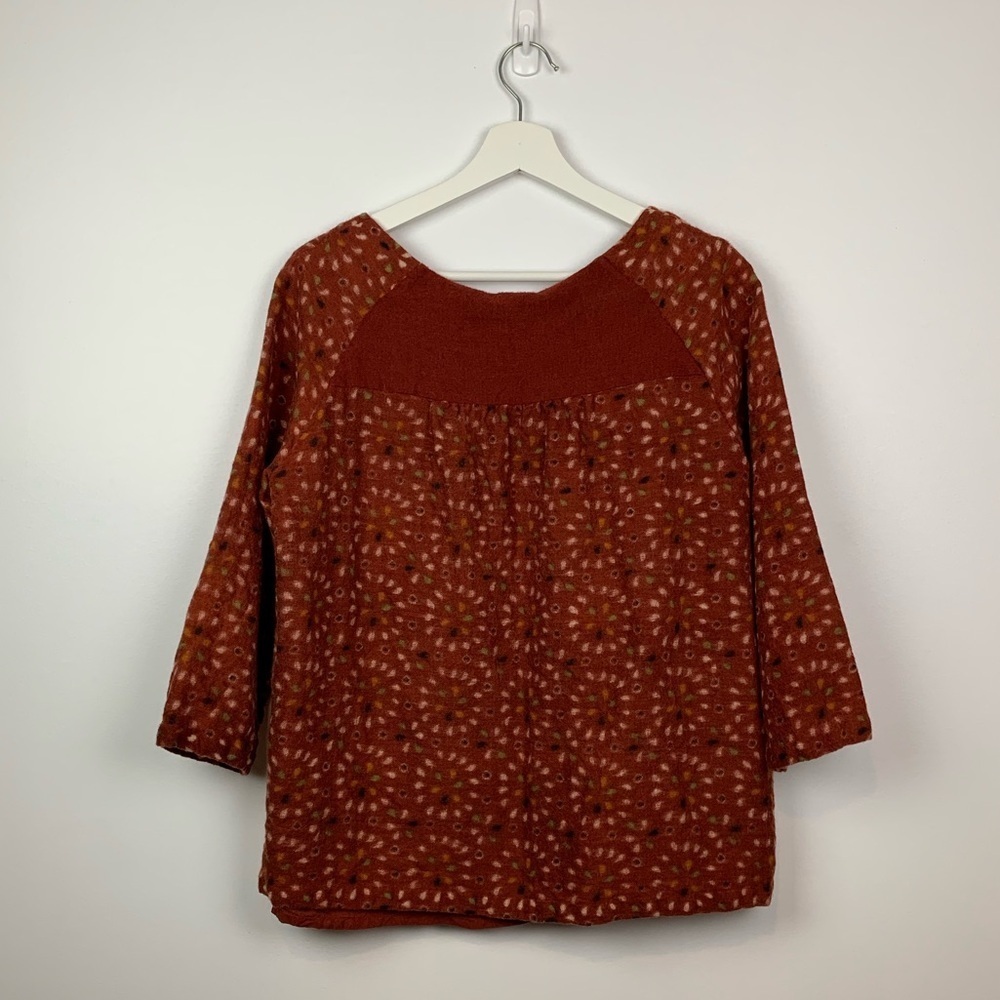 Women's Rust Floral Raglan Knit Sweater - Picture 2 of 11